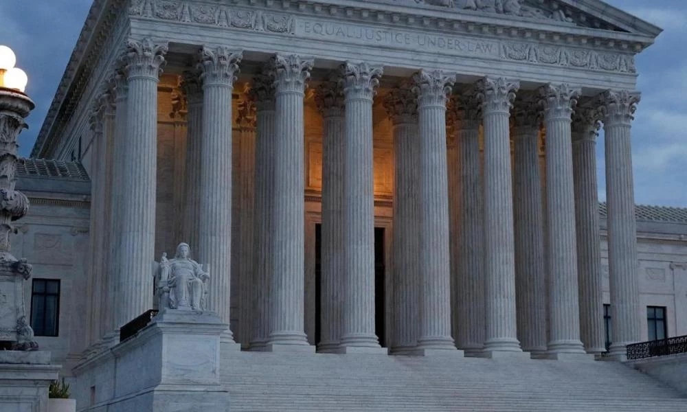 ΗΠΑ: Ήχος από καζανάκι σε live συνεδρίαση του Ανώτατου Δικαστηρίου!